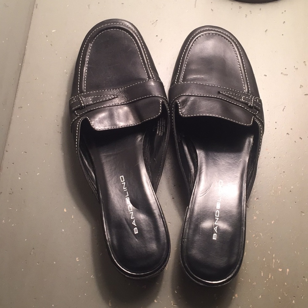 Bandolino black womens leather mules